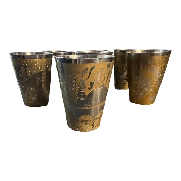 Vintage etched coffee pot with cups - Picture 11 of 12